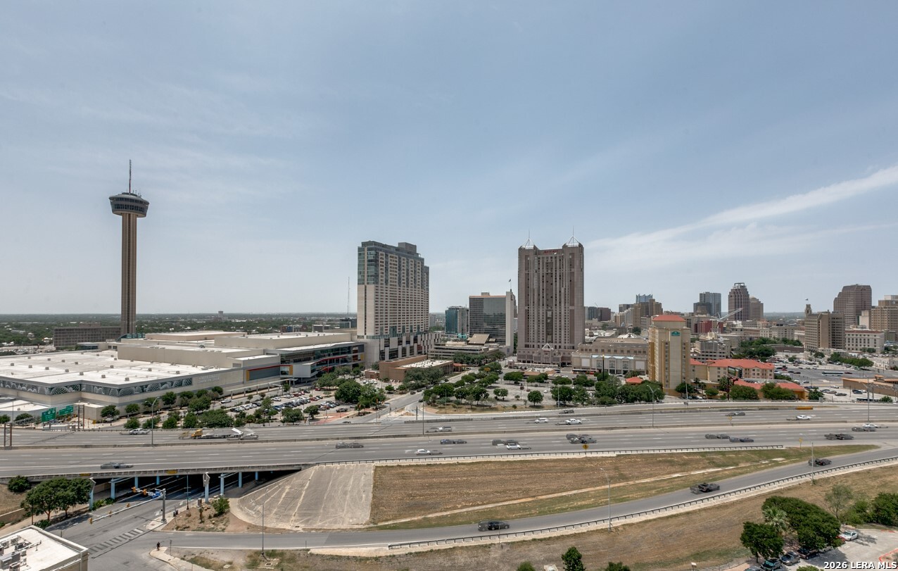 215 CENTER ST APT 1805