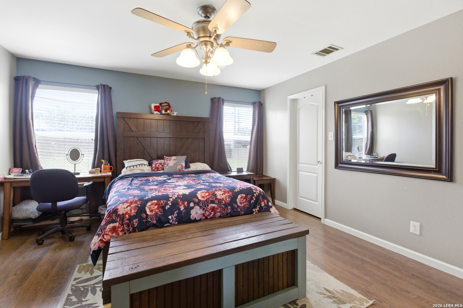 426 BRIDLE RDG