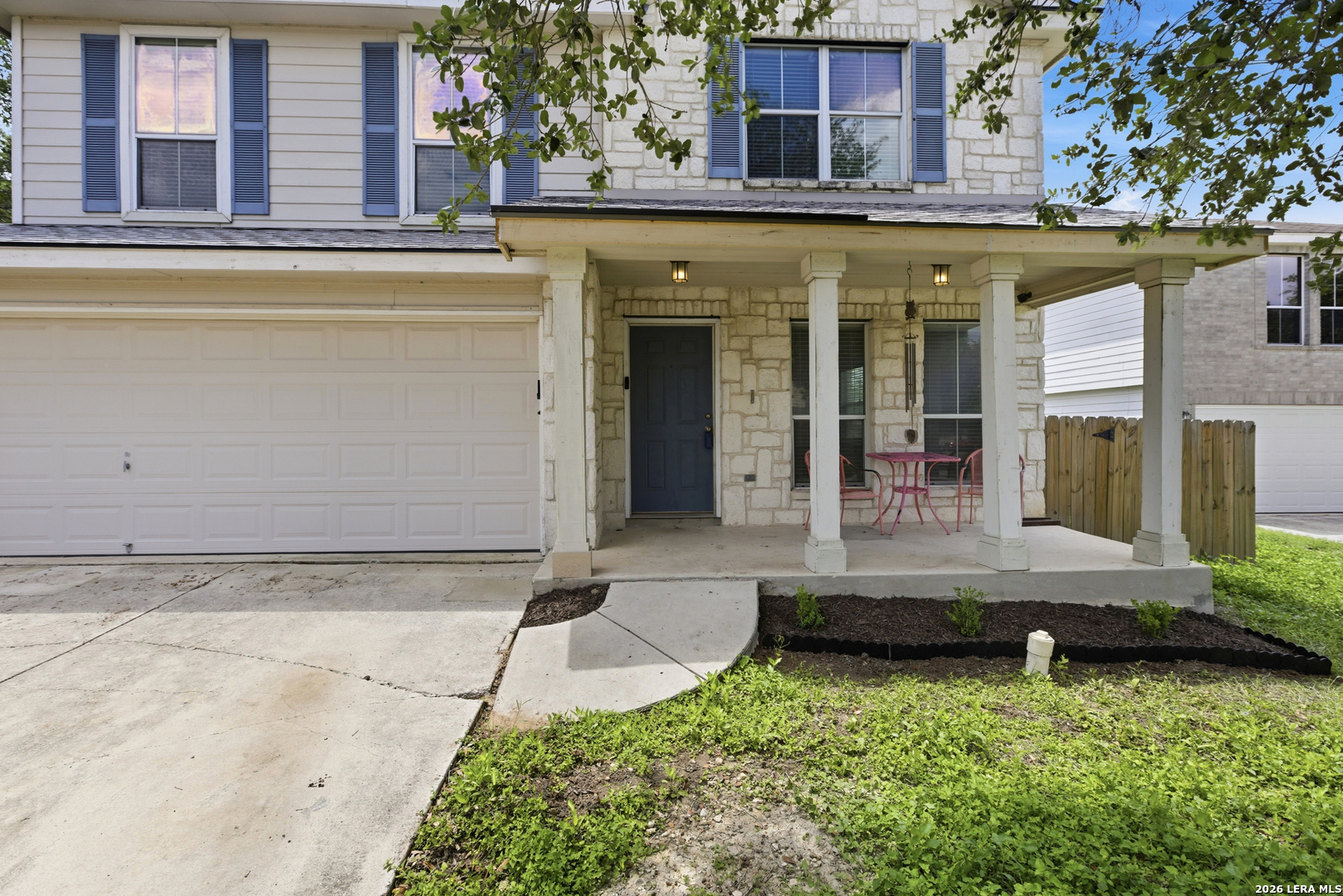 426 BRIDLE RDG
