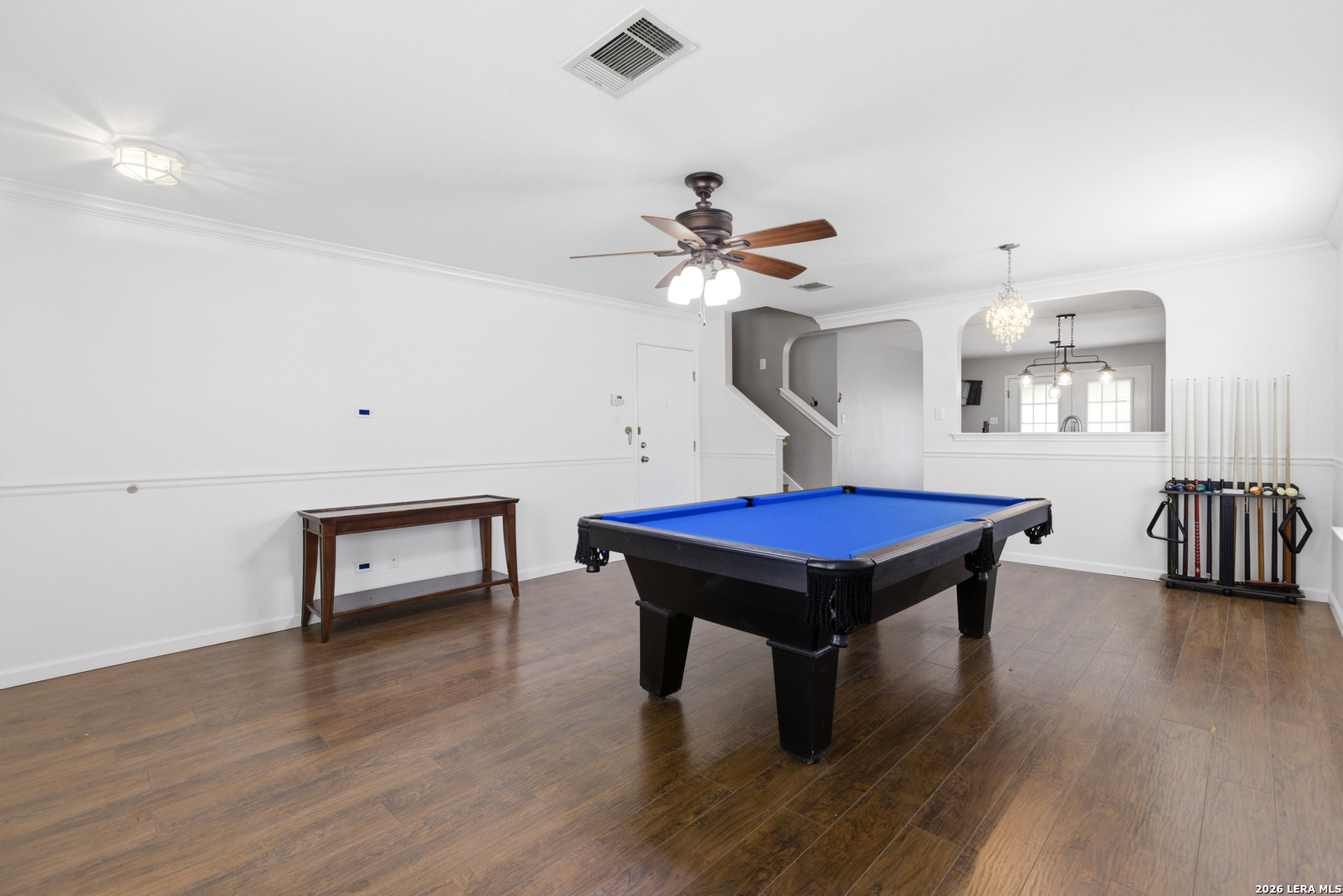 426 BRIDLE RDG