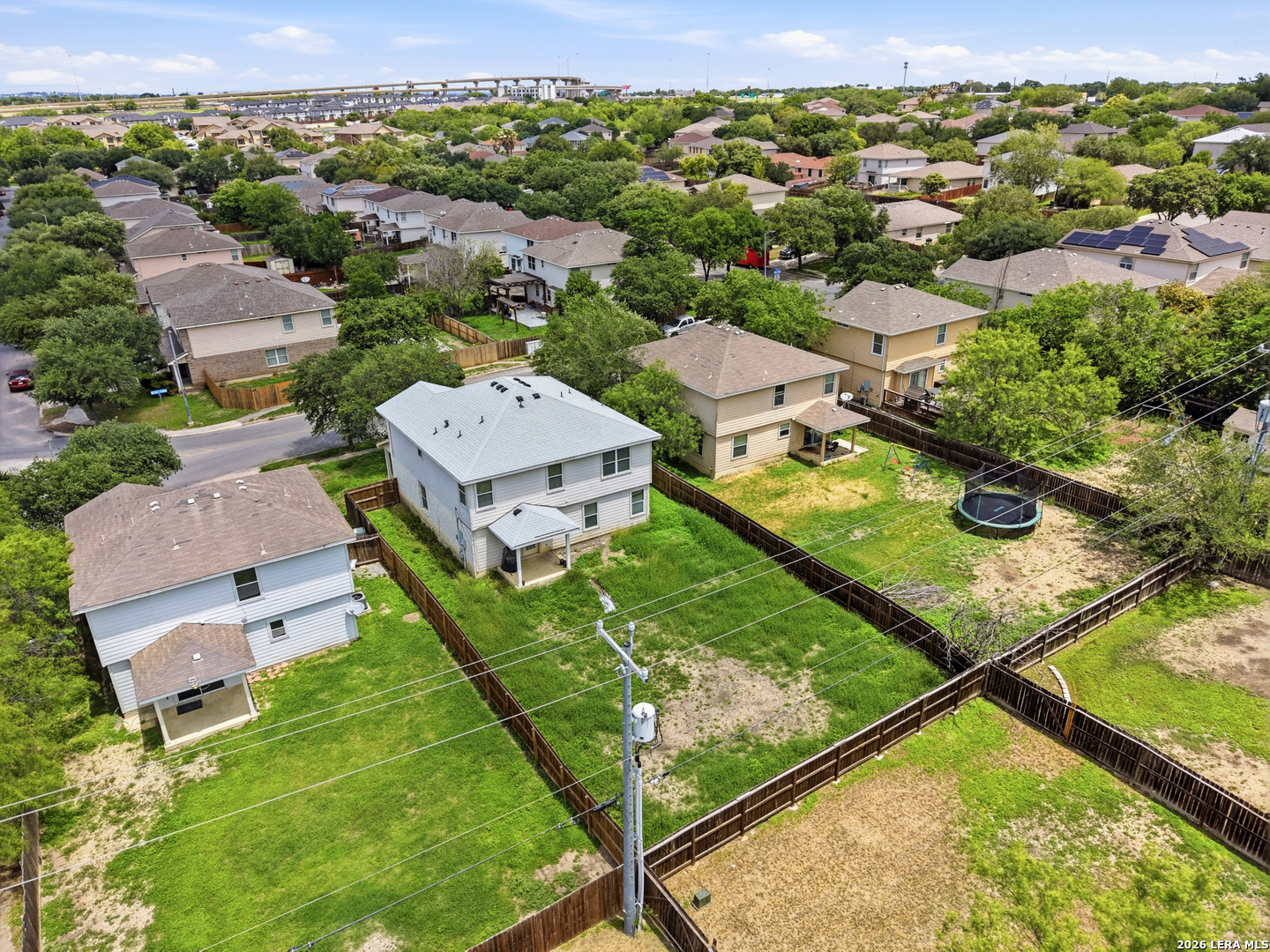 426 BRIDLE RDG