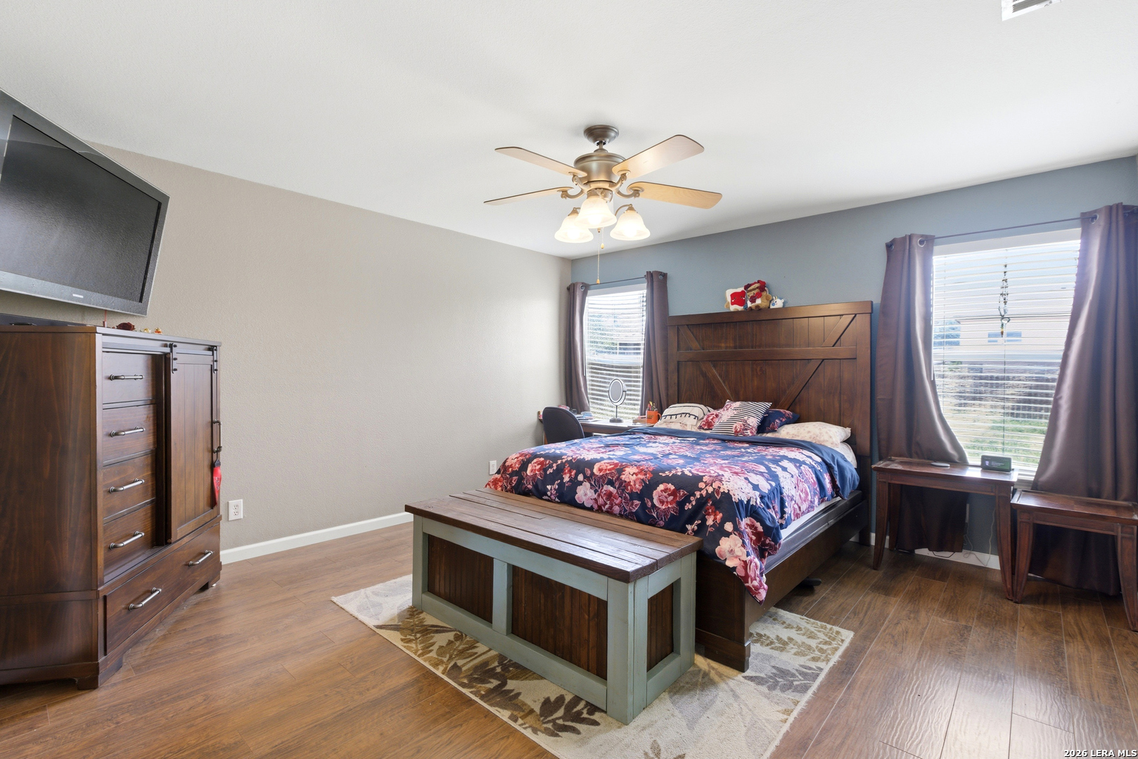 426 BRIDLE RDG