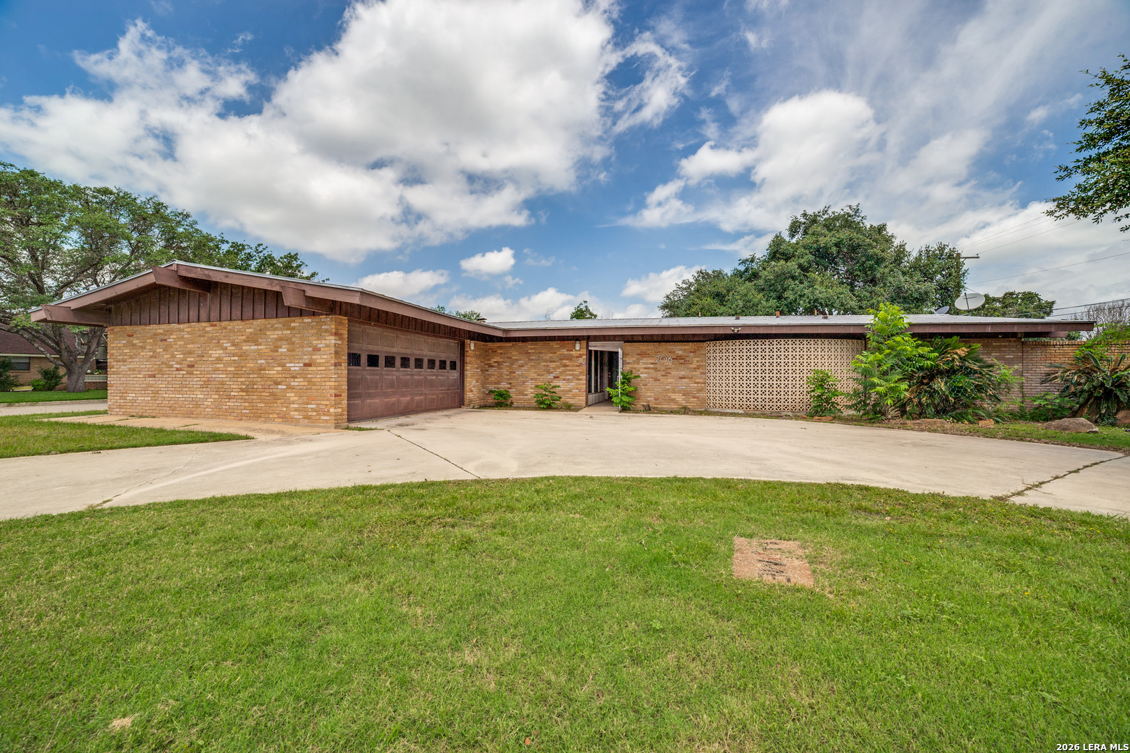 206 Jay Drive