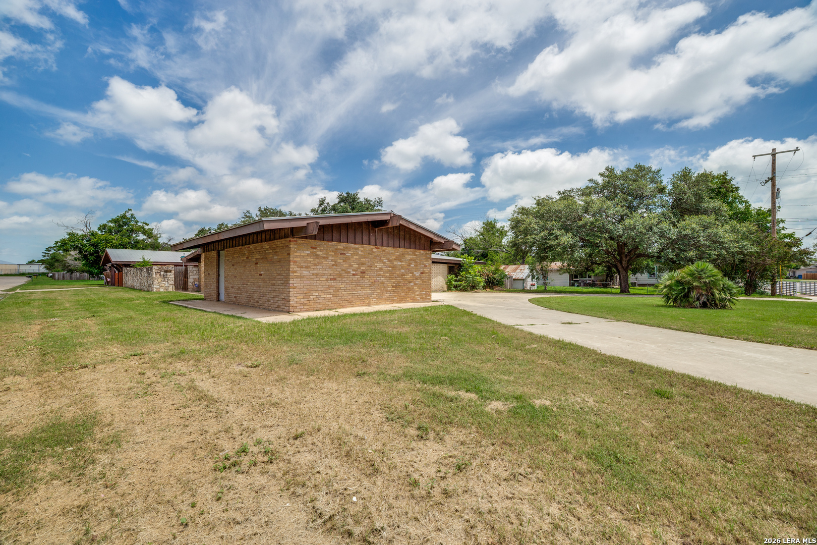 206 Jay Drive