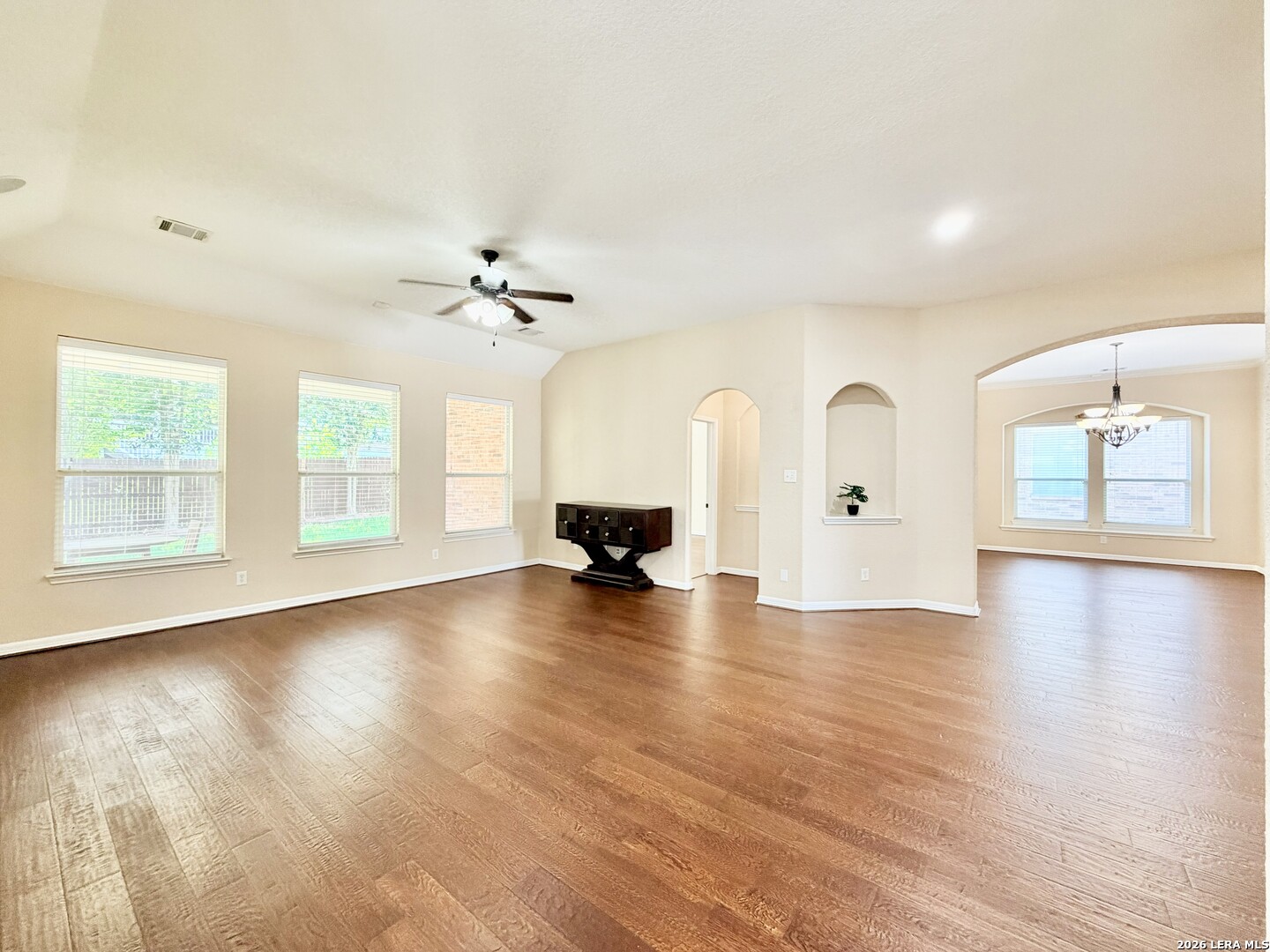 2415 Cortona Mist