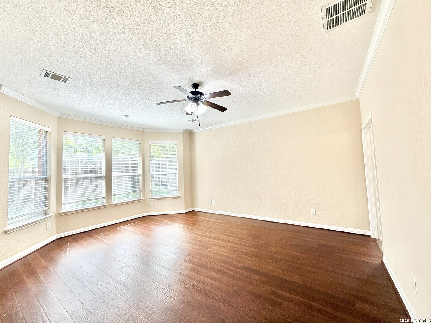 2415 Cortona Mist