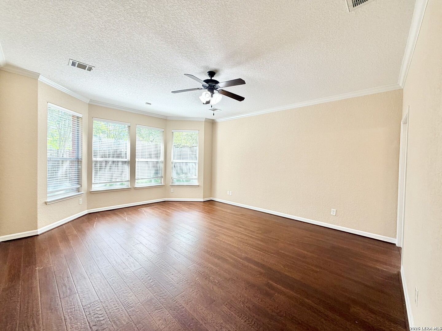 2415 Cortona Mist