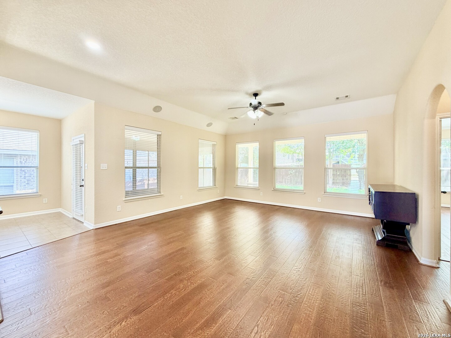 2415 Cortona Mist