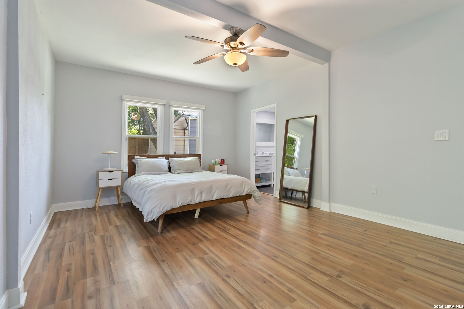 944 Fulton Ave
