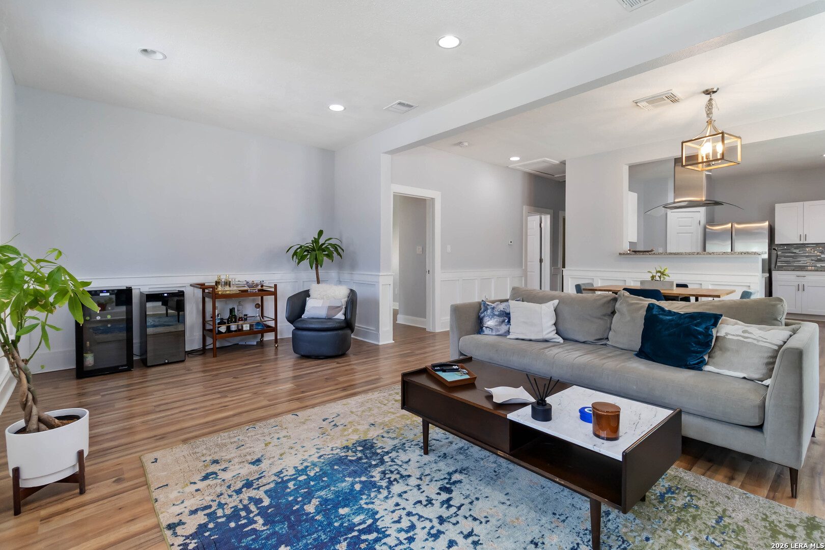 944 Fulton Ave