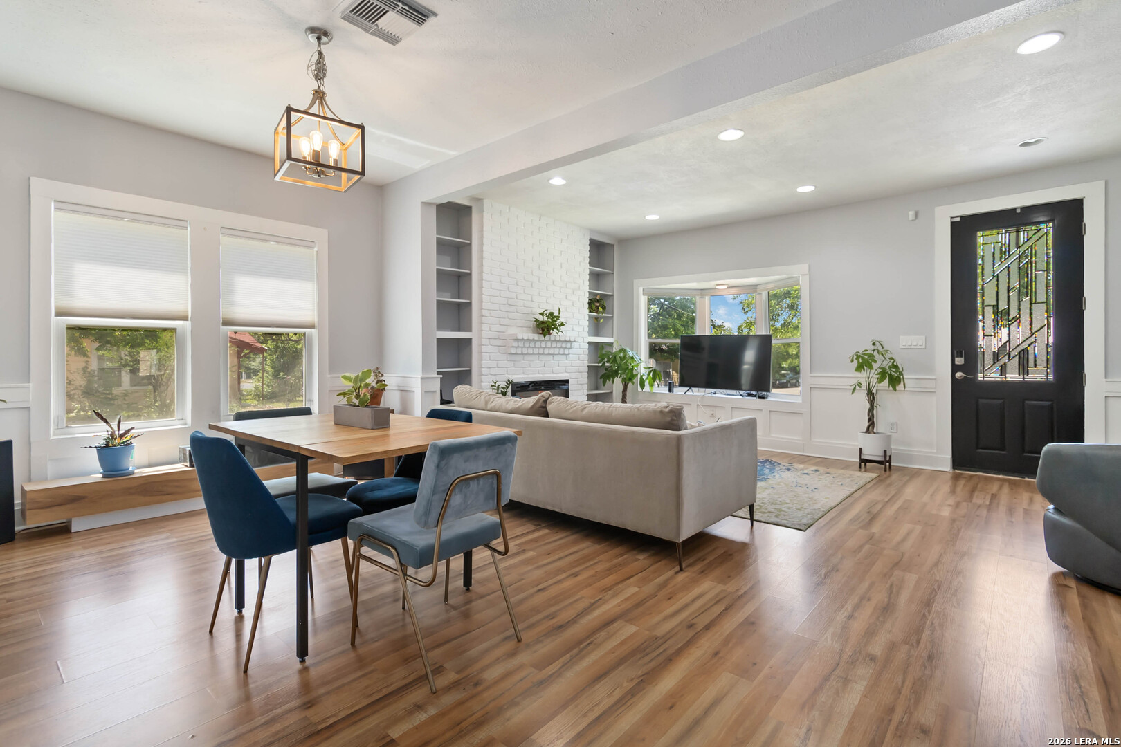 944 Fulton Ave