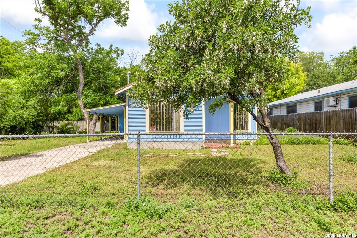 2033 SW 19th ST