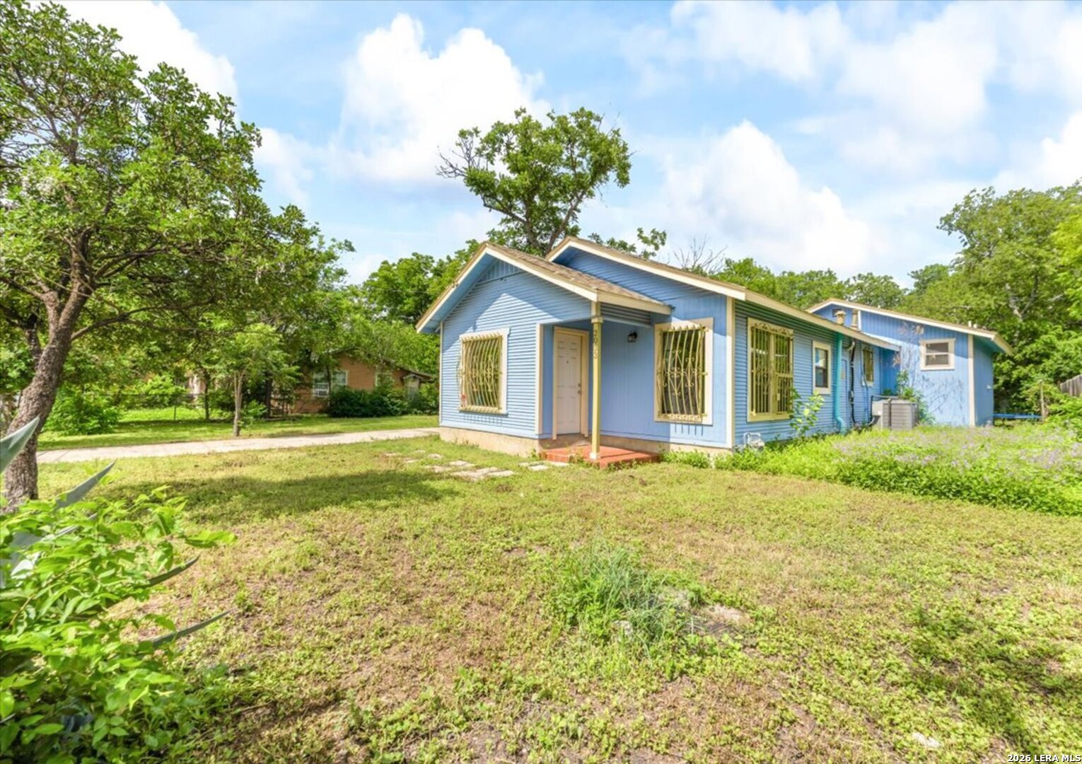 2033 SW 19th ST