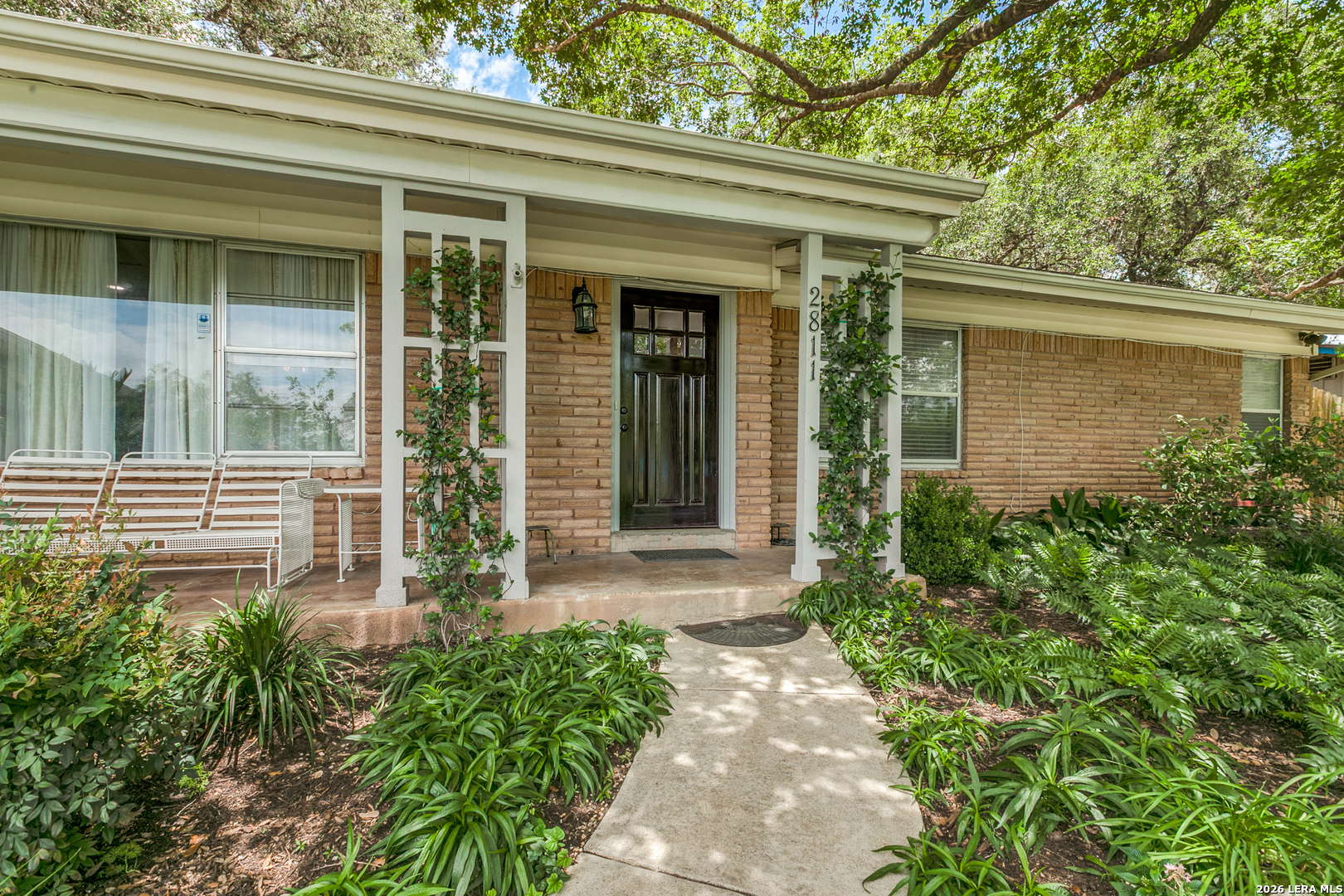 2811 Chisolm Trl