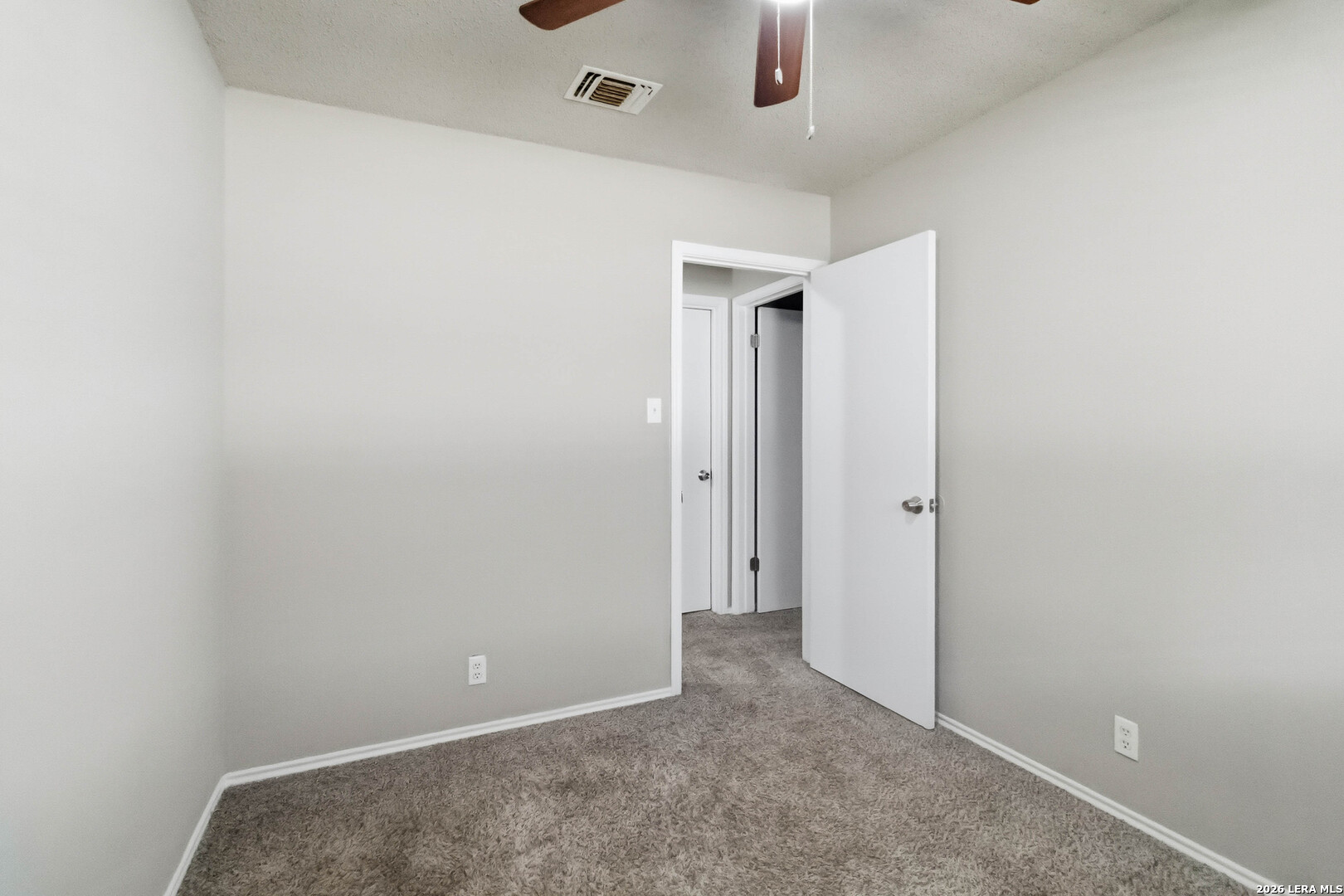 4086 WINTER SUNRISE DR