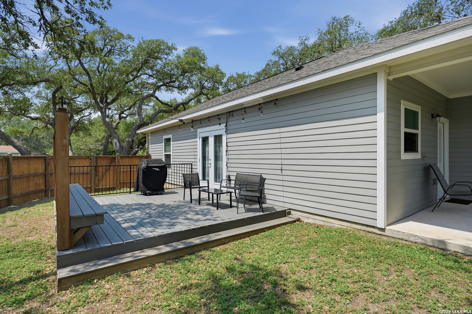 1906 PICTON LN