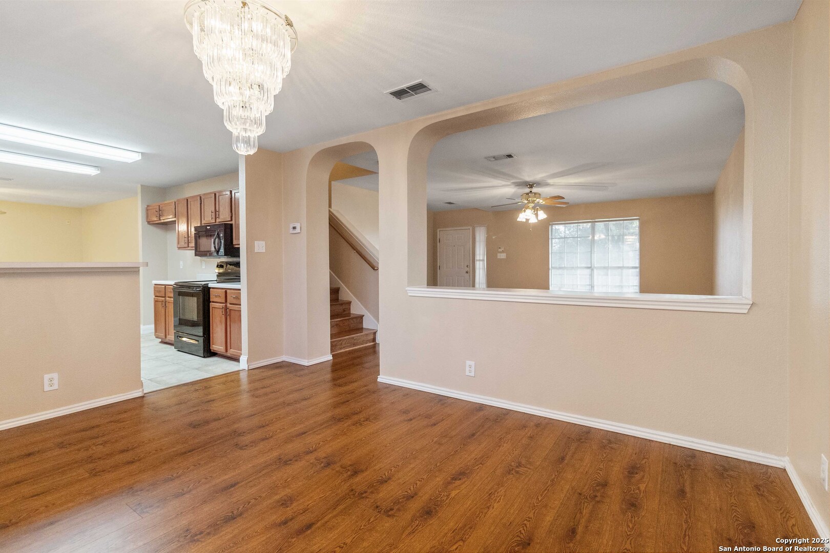 5207 WOOD GLEN DR