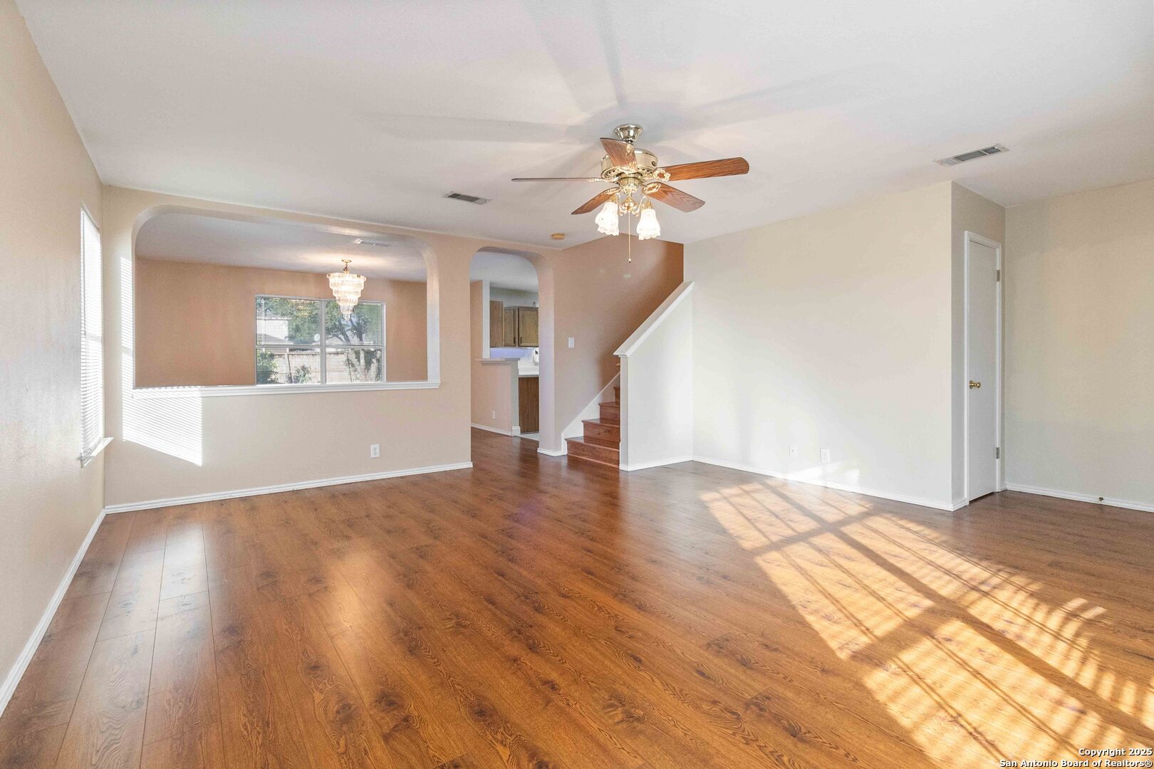 5207 WOOD GLEN DR
