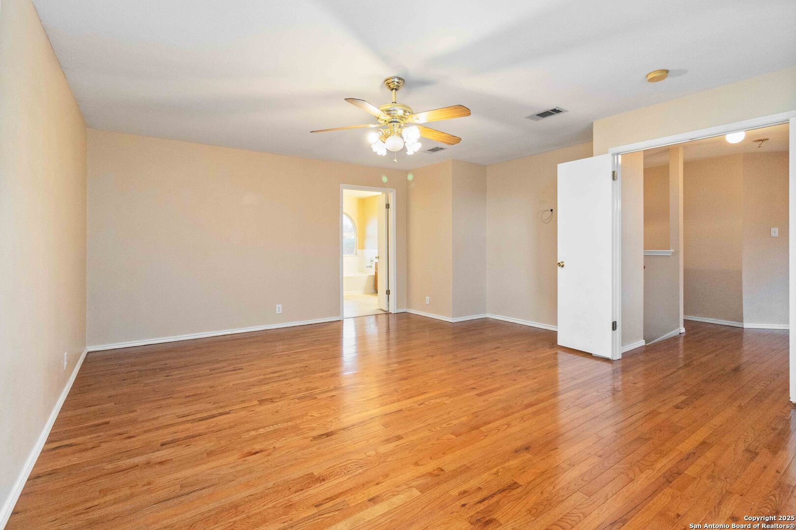 5207 WOOD GLEN DR