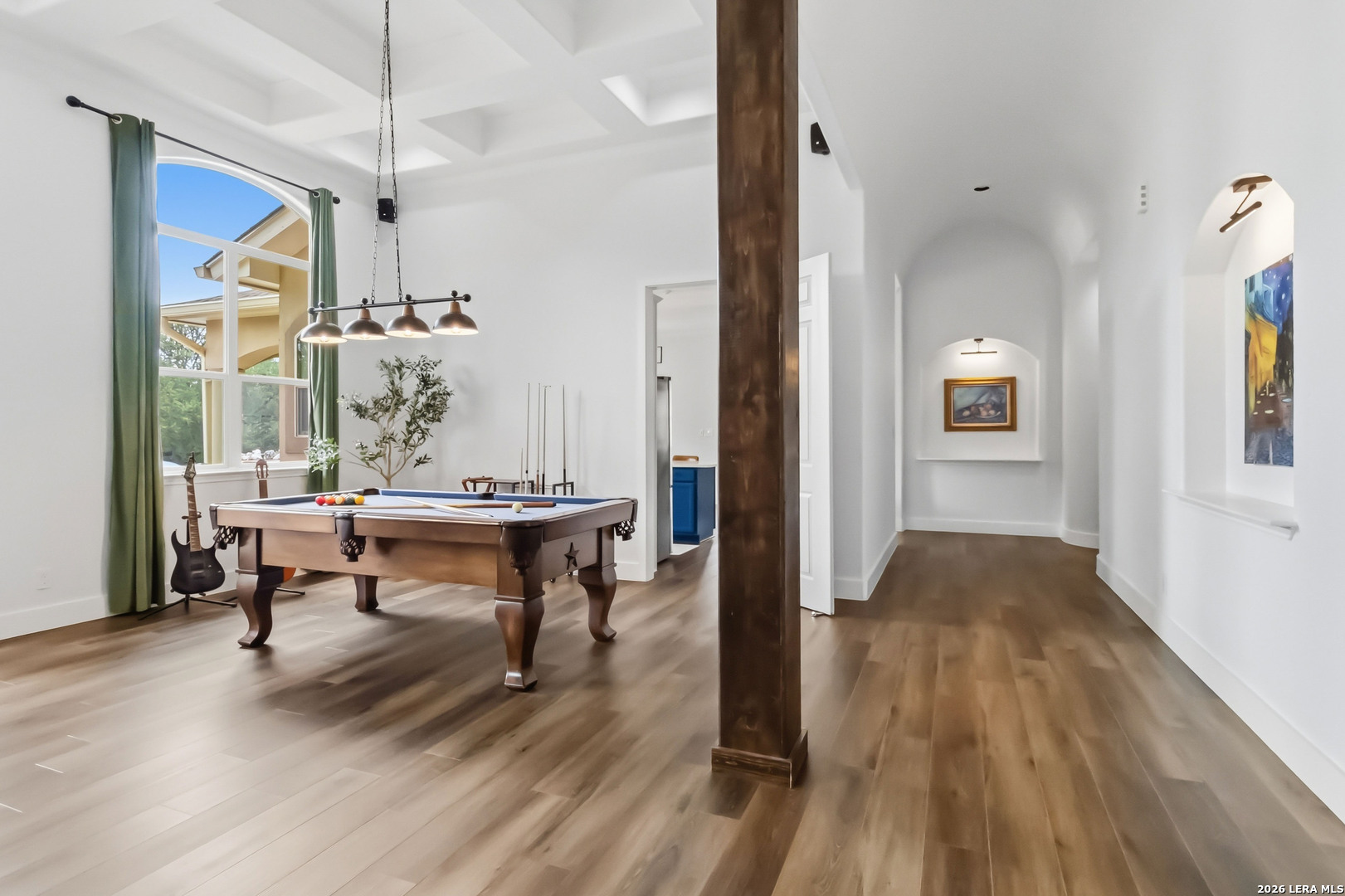 318 Berry Oaks Dr