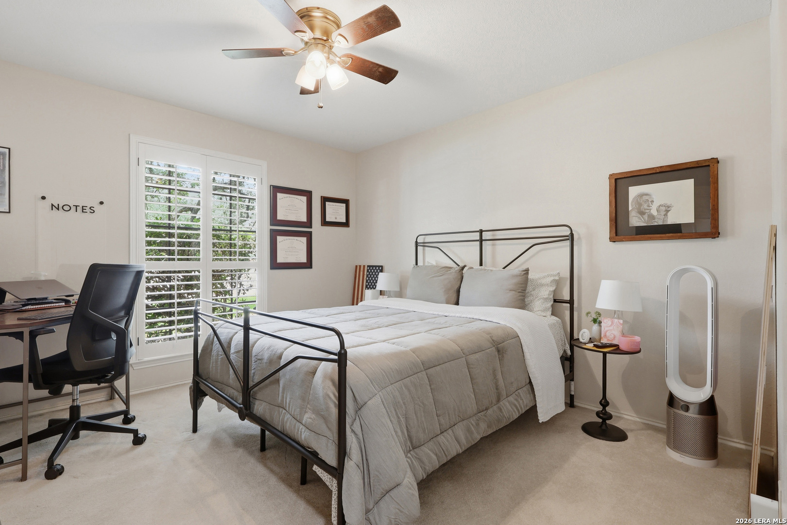 2207 OAK BND