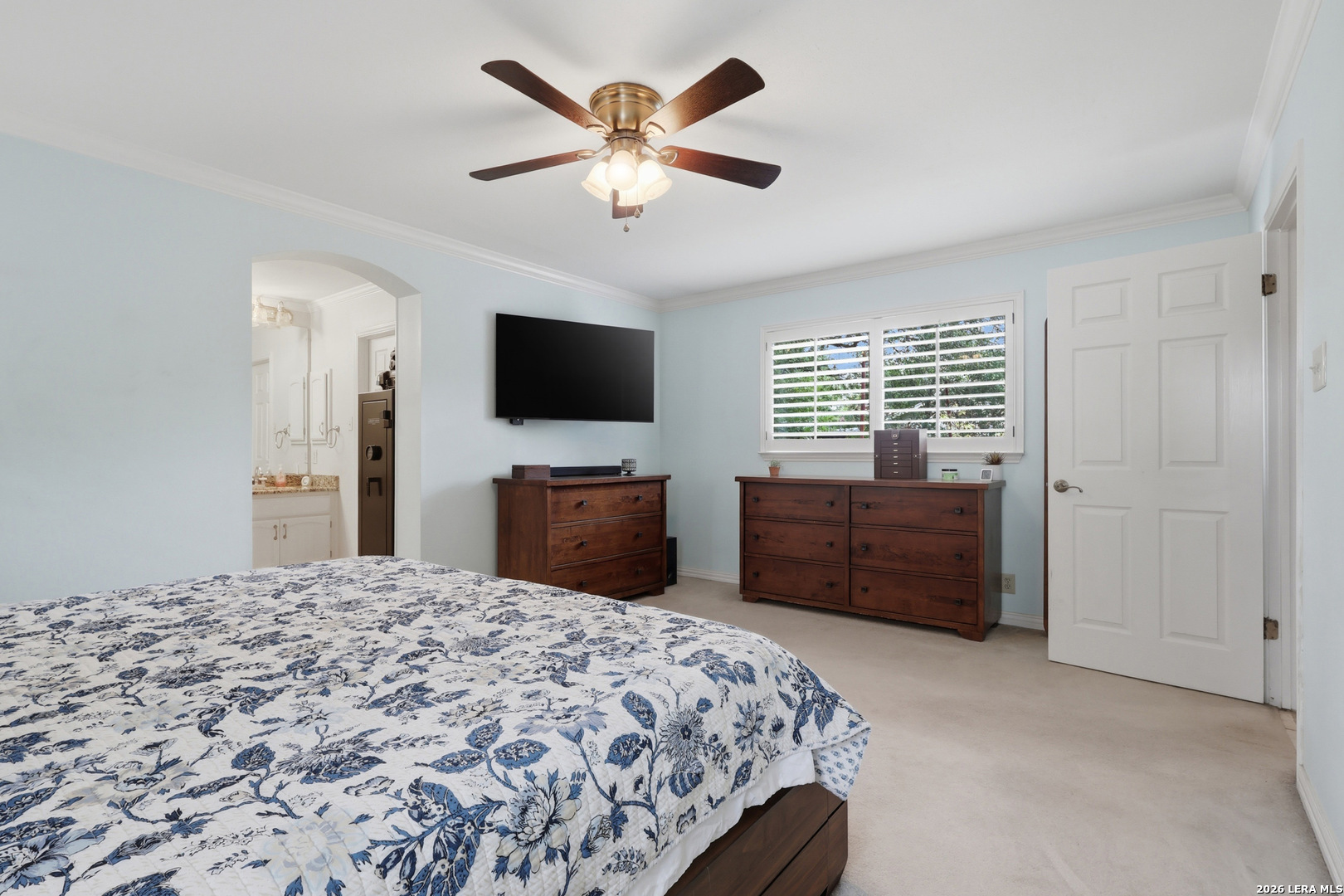 2207 OAK BND