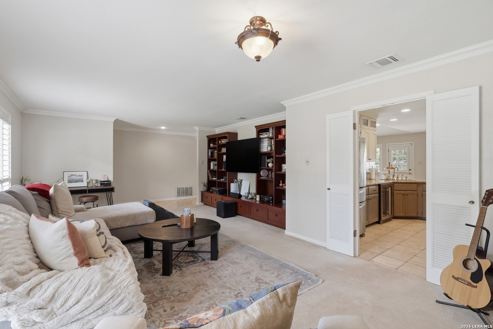 2207 OAK BND