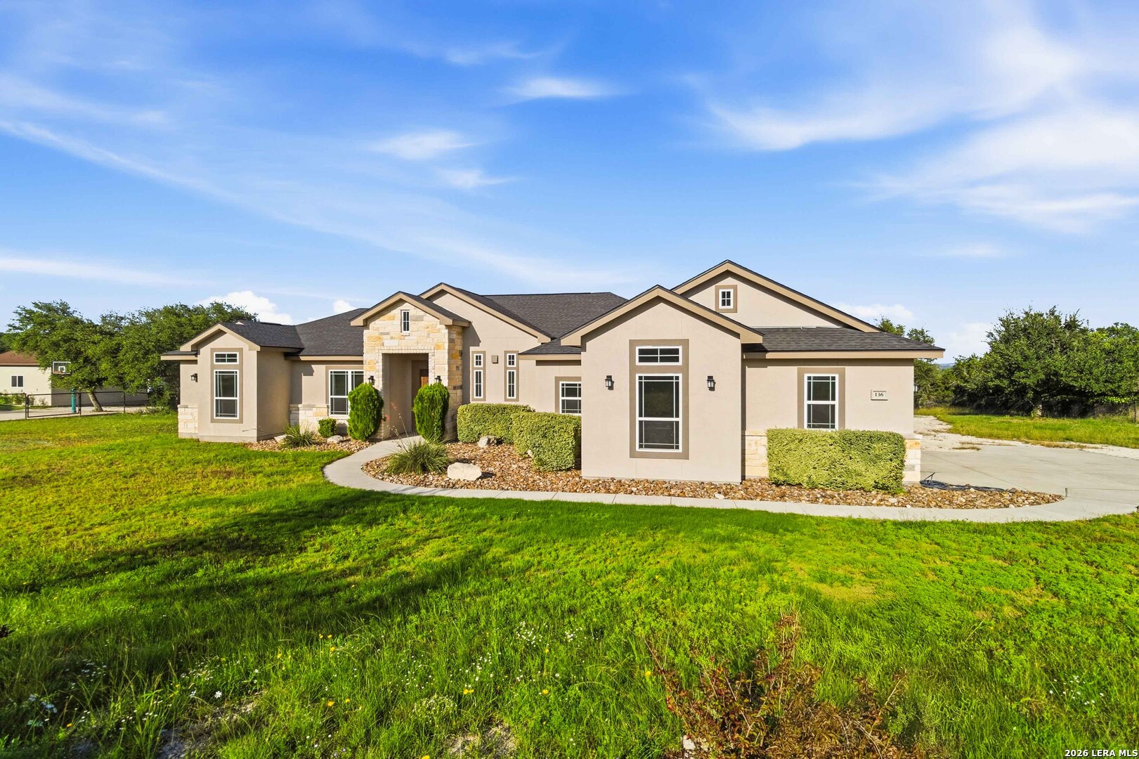 136 VISTA VIEW PL