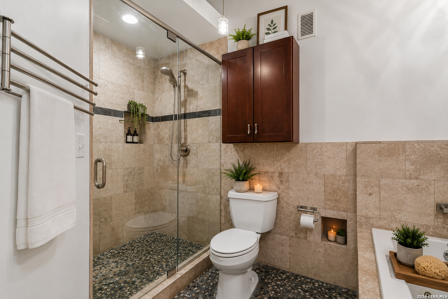 1339 S Flores 203