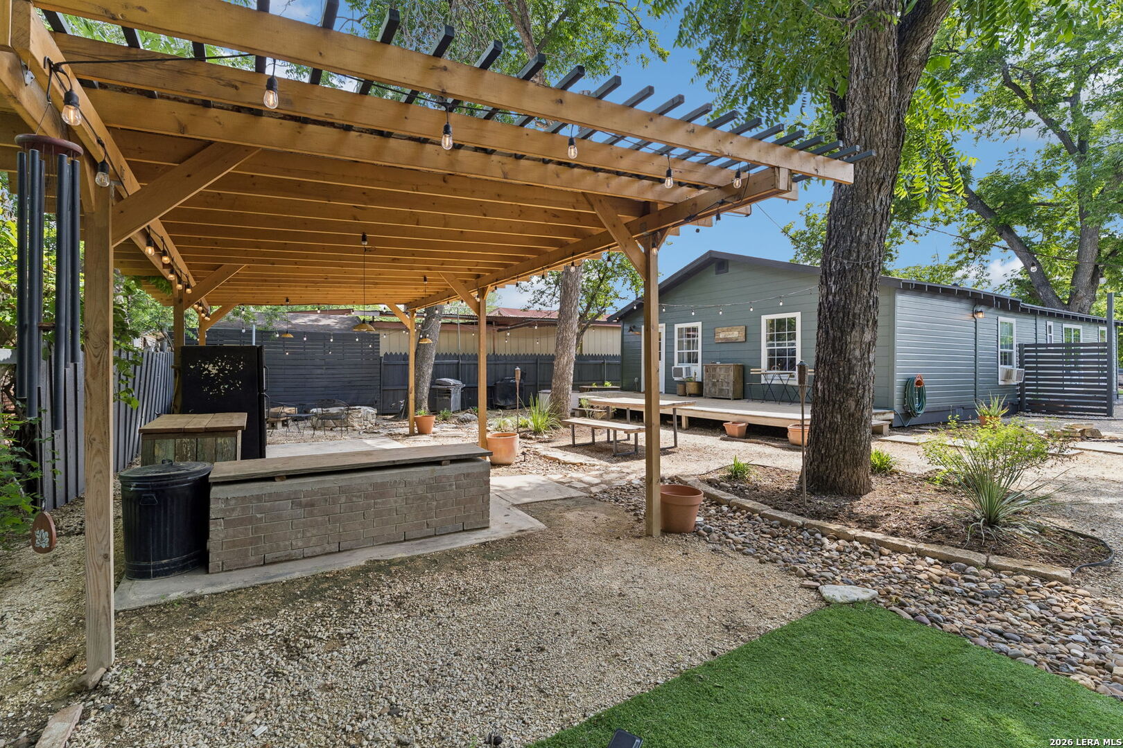 628 S SAN DARIO AVE