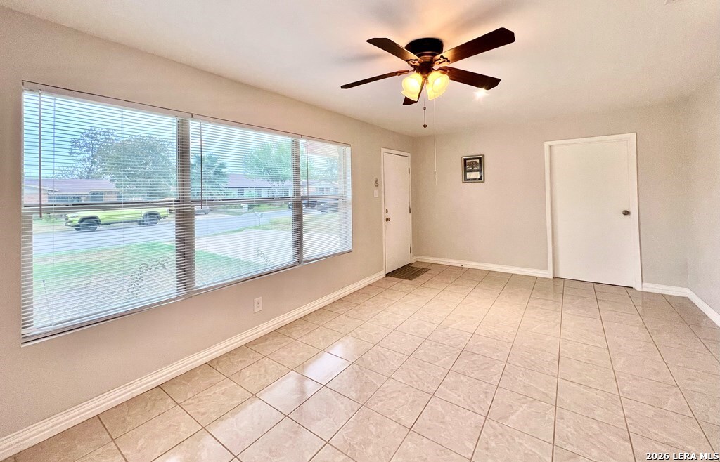 1251 Ricks Dr