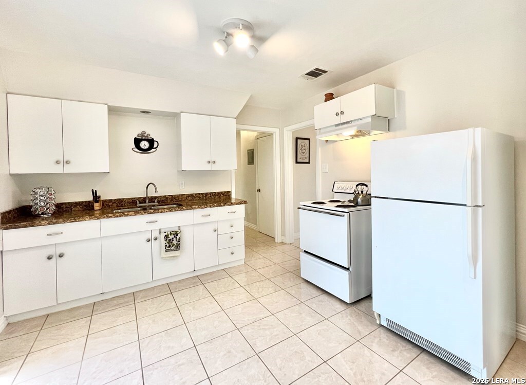1251 Ricks Dr