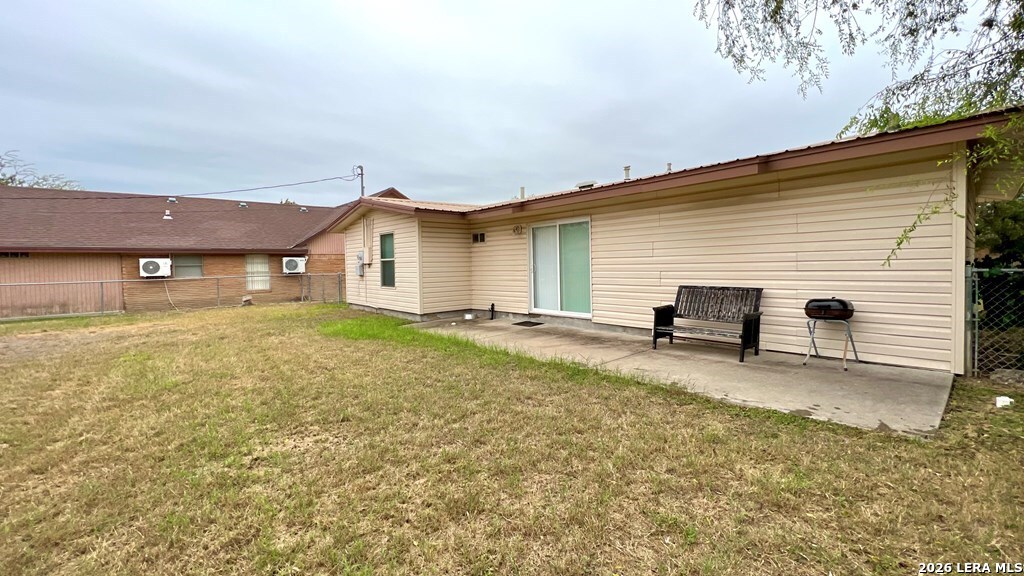 1251 Ricks Dr