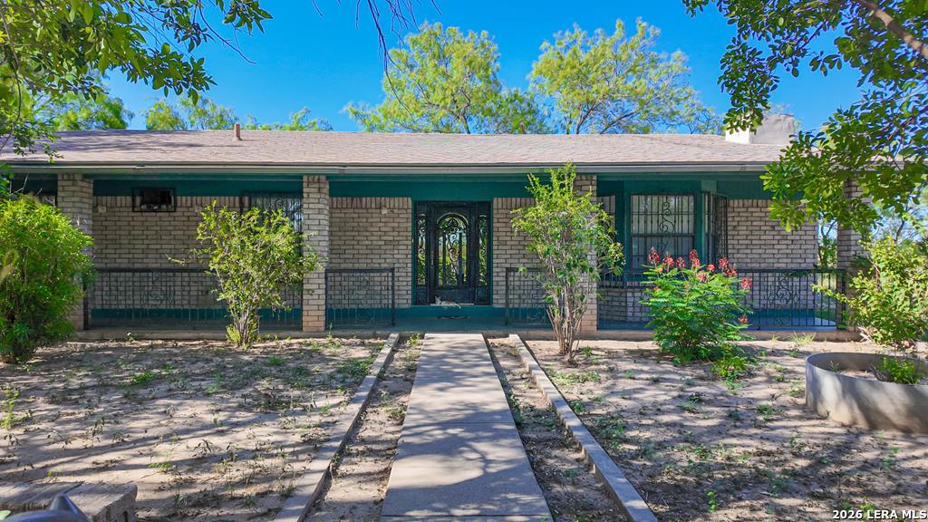 220 Elizondo Rd