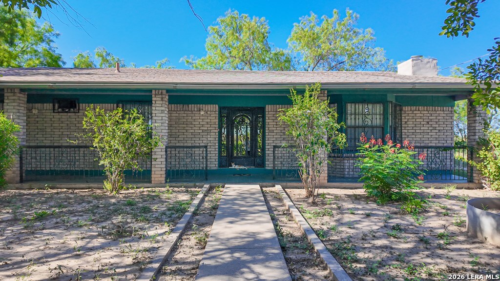 220 Elizondo Rd