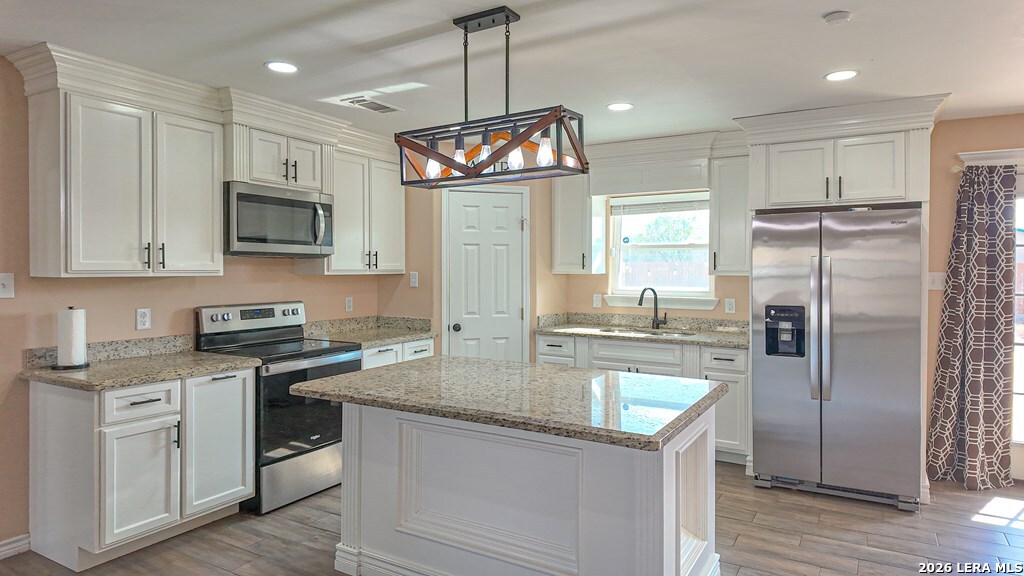 120 Spring View Dr