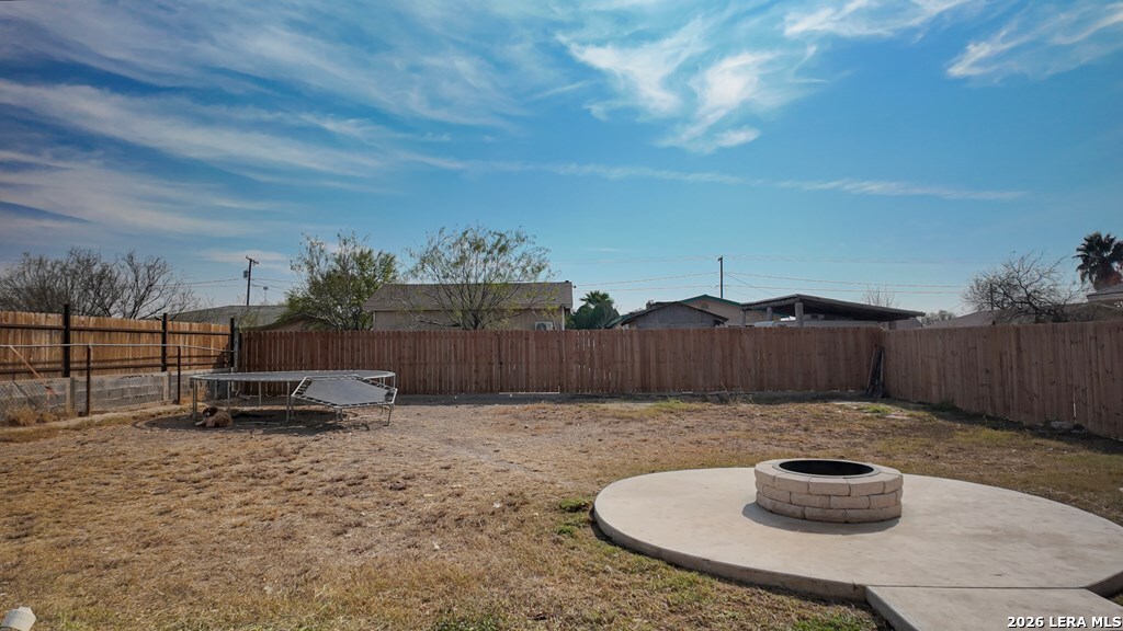 120 Spring View Dr