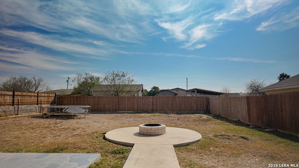 120 Spring View Dr