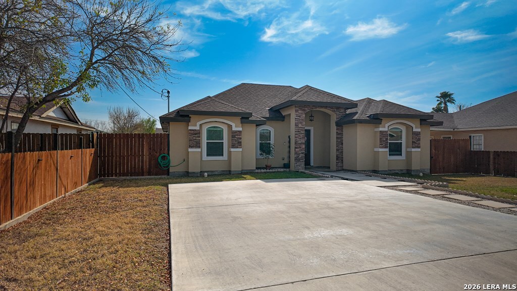 120 Spring View Dr