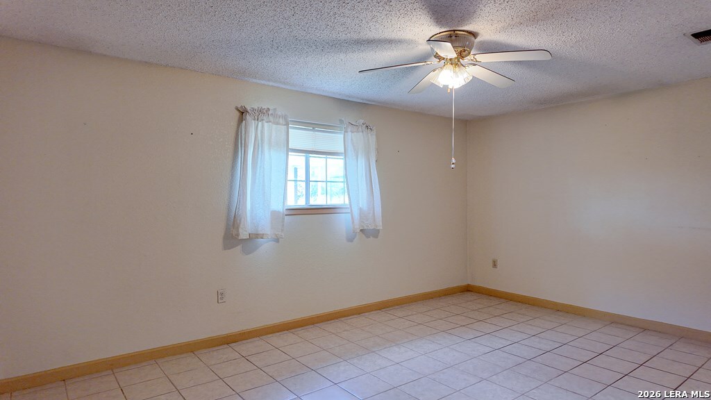 1563 Paseo Encinal Dr