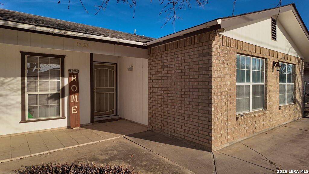 1563 Paseo Encinal Dr