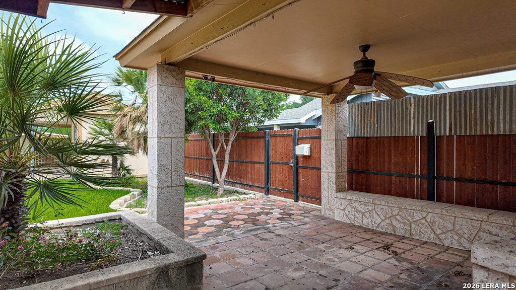 2218 Royal Park Dr