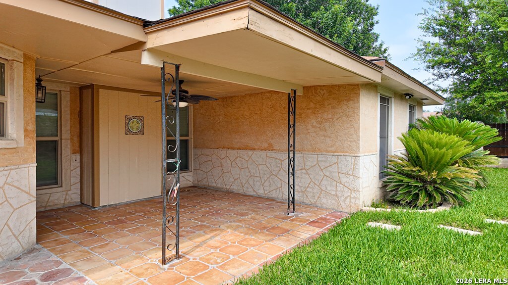 2218 Royal Park Dr
