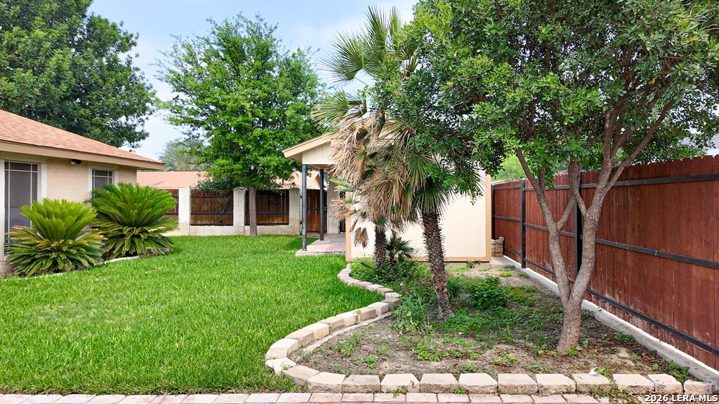 2218 Royal Park Dr
