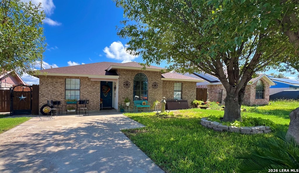 1609 Cristin Dr