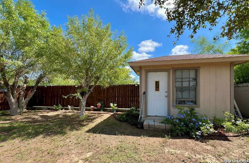 1609 Cristin Dr