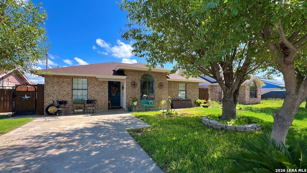 1609 Cristin Dr
