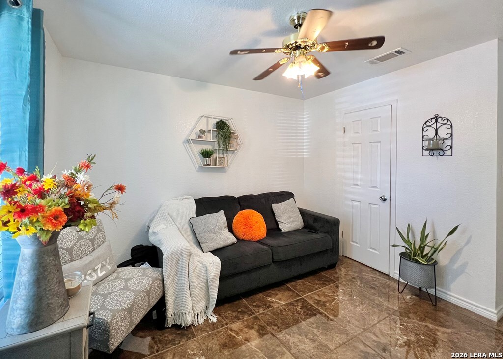 1609 Cristin Dr
