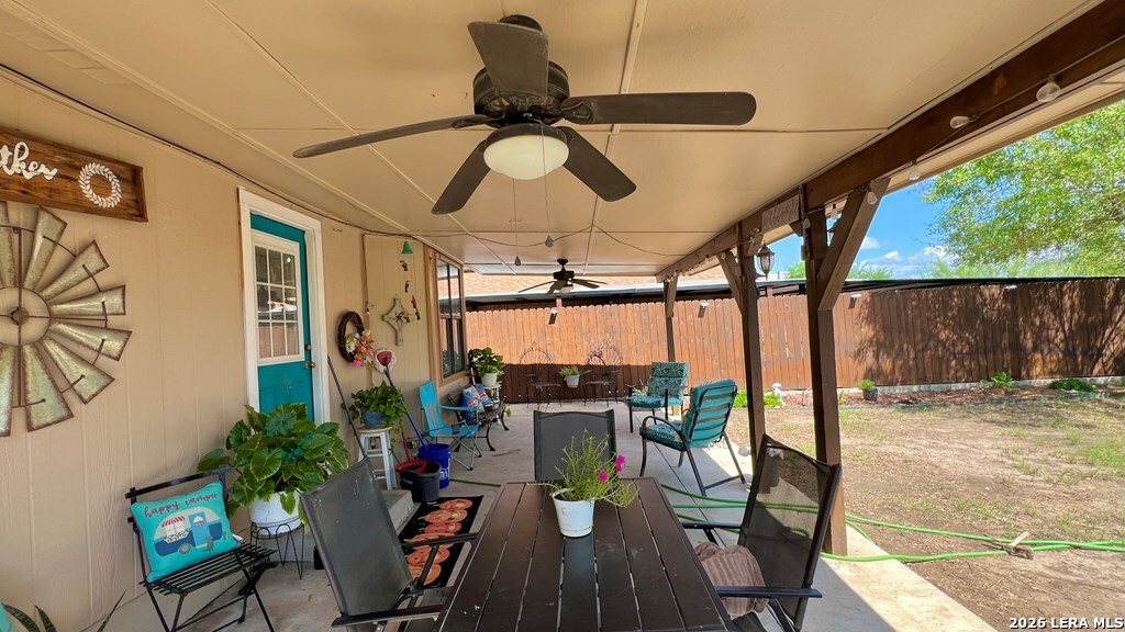 1609 Cristin Dr