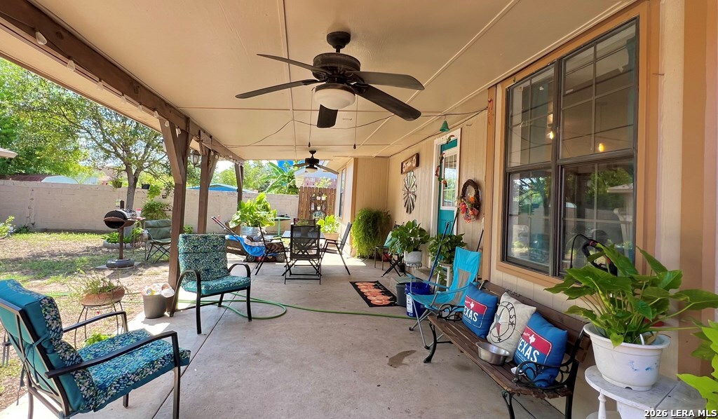 1609 Cristin Dr